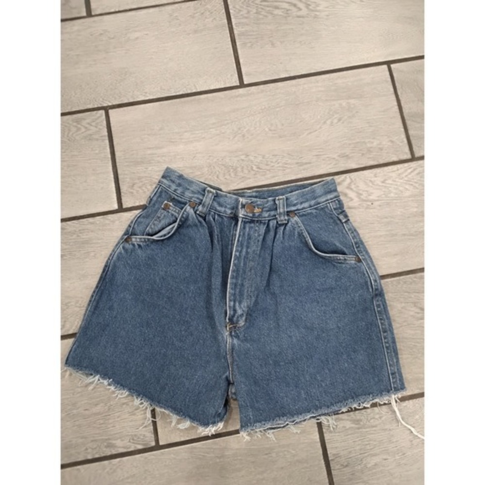 Vintage Congo Jeans Women High Waisted Pleated Denim Shorts Raw Hem Blue Size 8